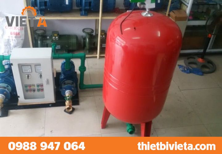 Bình tích áp Varem 300L 16 Bar