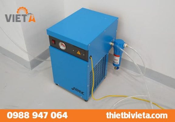 Read more about the article Cấu tạo và nguyên lý của máy sấy khí kiểu làm lạnh