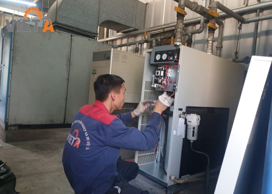 Read more about the article Tìm hiểu cấu tạo máy sấy khí nén