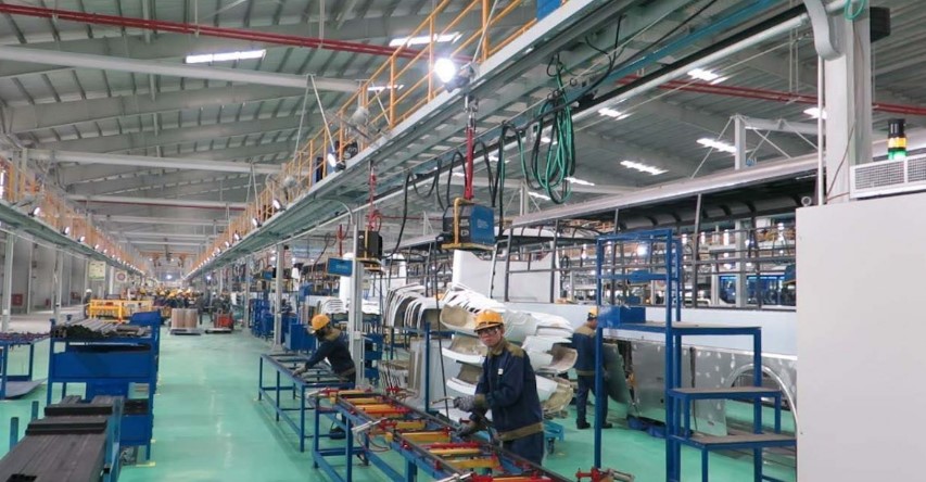 Ứng dụng máy nén khí trong ngành công nghiệp sản xuất ô tô