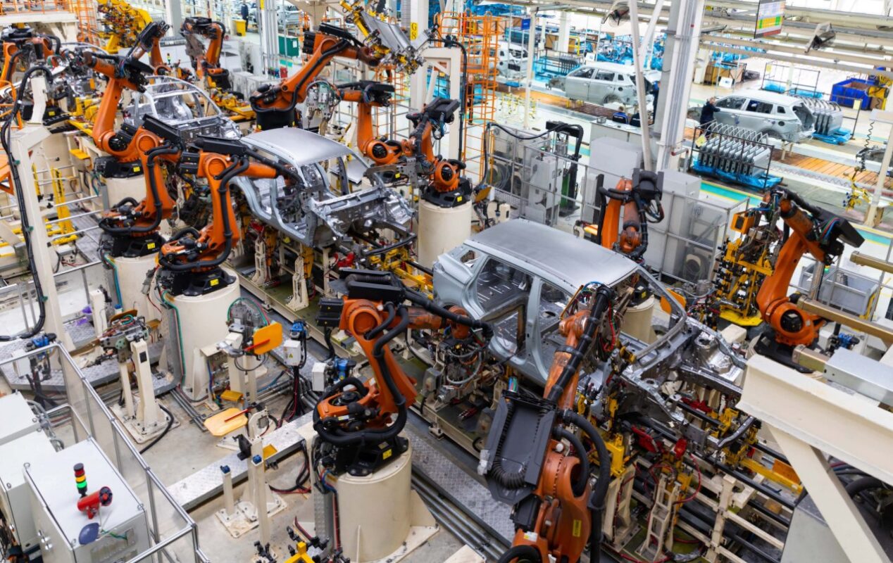 Ứng dụng máy nén khí trong ngành robot công nghiệp